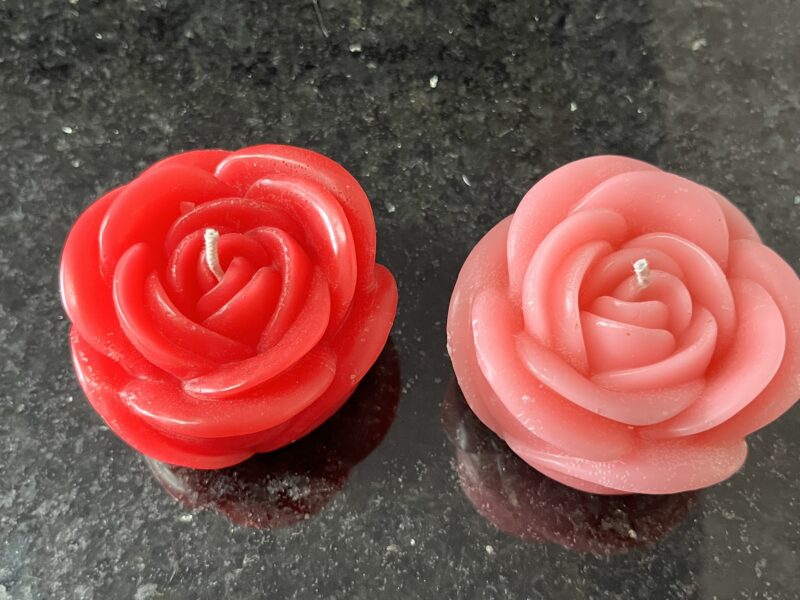 Rosa pequeña vela o candela de parafina