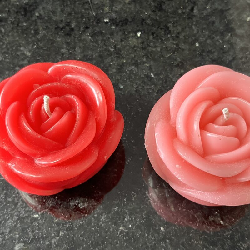 Rosa pequeña vela o candela de parafina