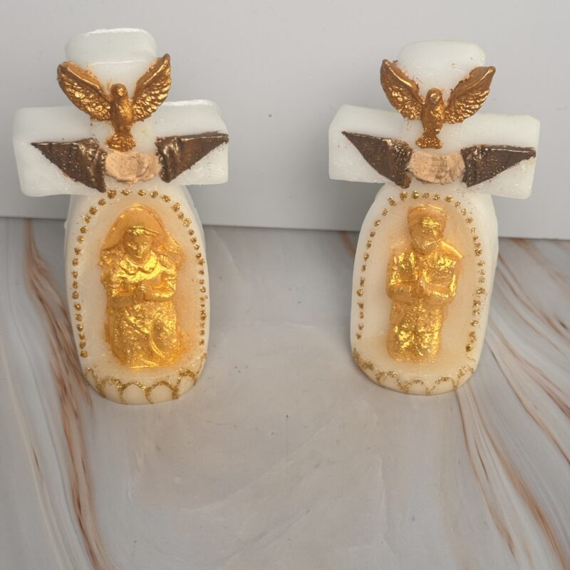 Niños rezando vela o candela