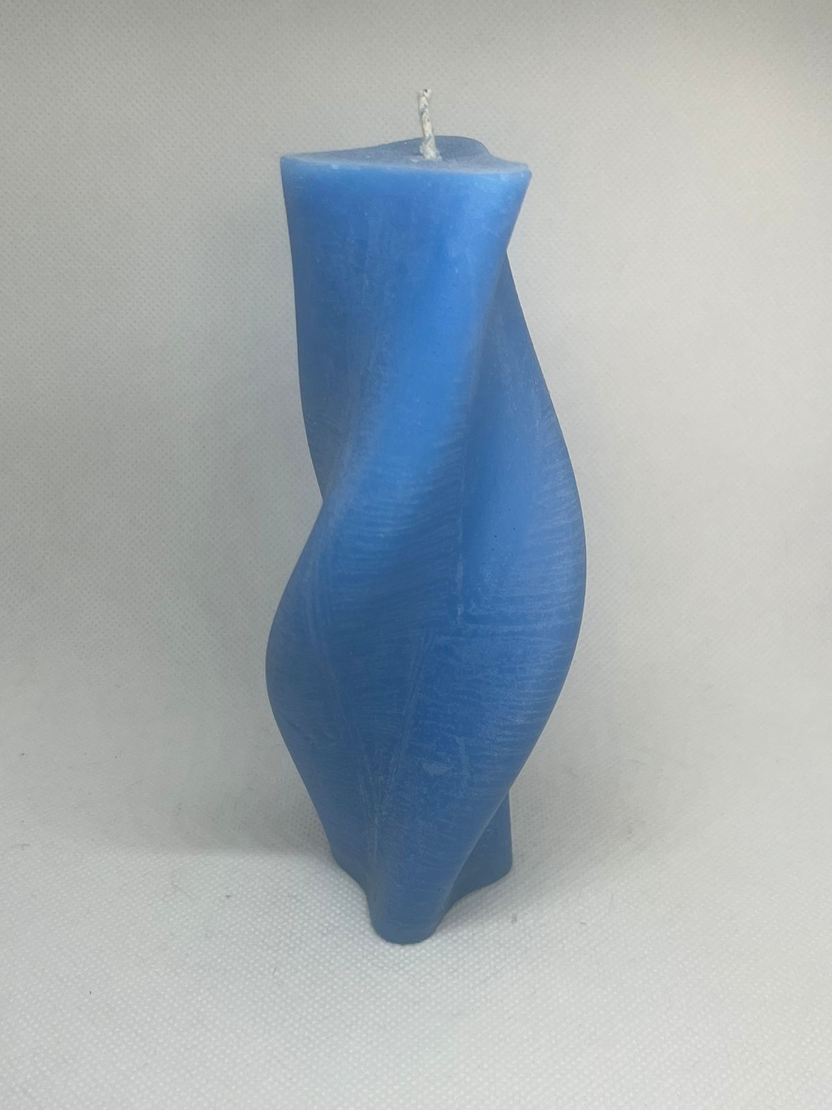 Tornillo alto vela o candela