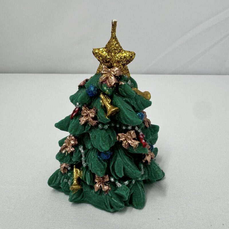 Árbol decorado vela o candela